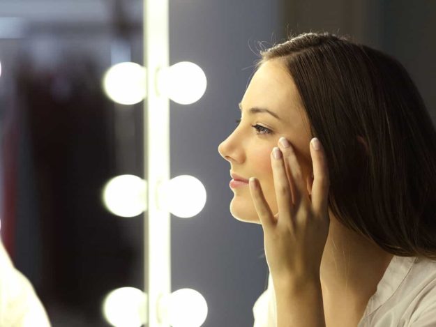 От какво се появяват бръчките